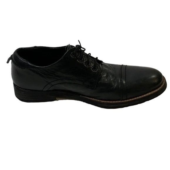 Red Tape | Black Oxfords - Picture 2 of 6
